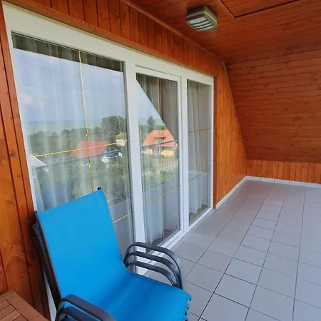 Mandula * Badacsonytomaj