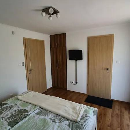 Mandula * Badacsonytomaj