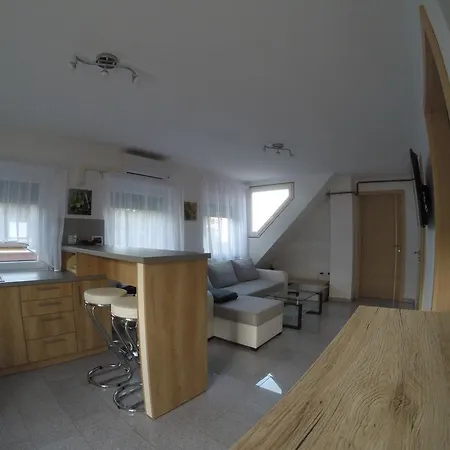 Mandula Apartman Badacsonytomaj