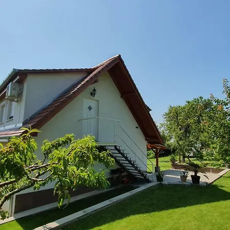 Apartment Mandula